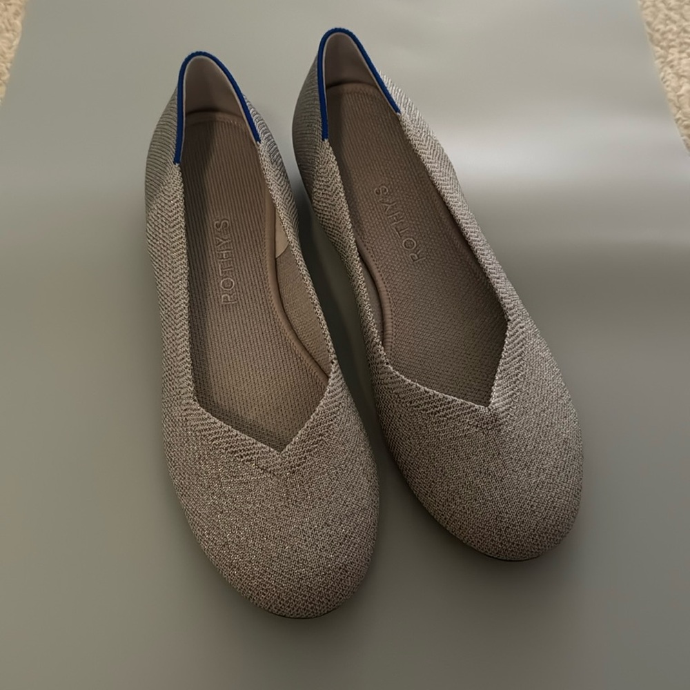 Round toe silver Rothy's shoes